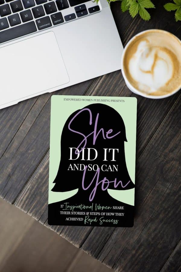 Book by Anja Ekstrøm and 16 other women around the world - author and entrepreneur Anja Ekstrøm